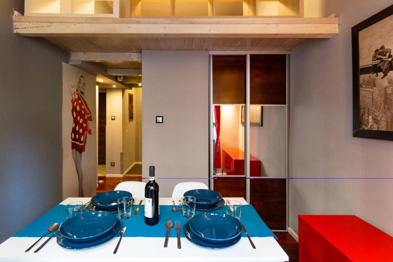 Lilly Apartment Main Train Station Old Town By The Castle Suites Krakow Bagian luar foto