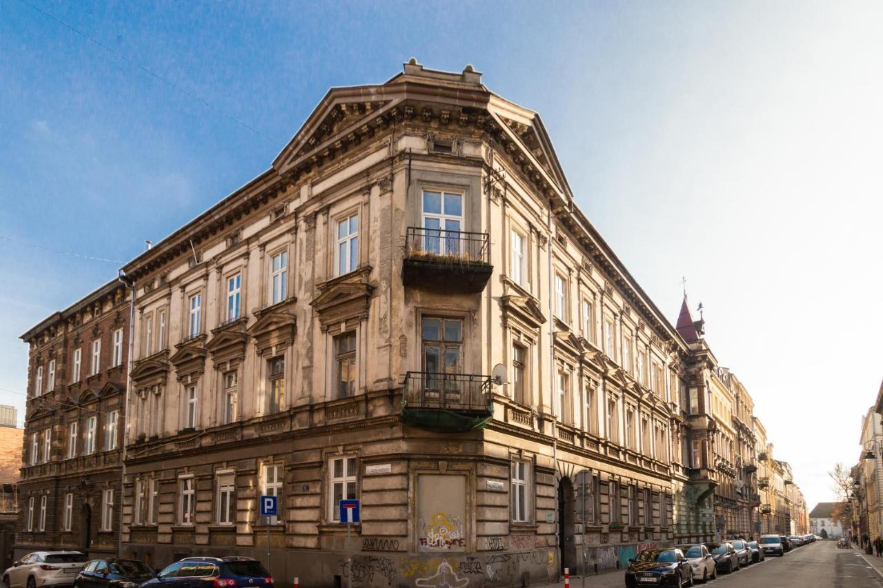 Lilly Apartment Main Train Station Old Town By The Castle Suites Krakow Bagian luar foto